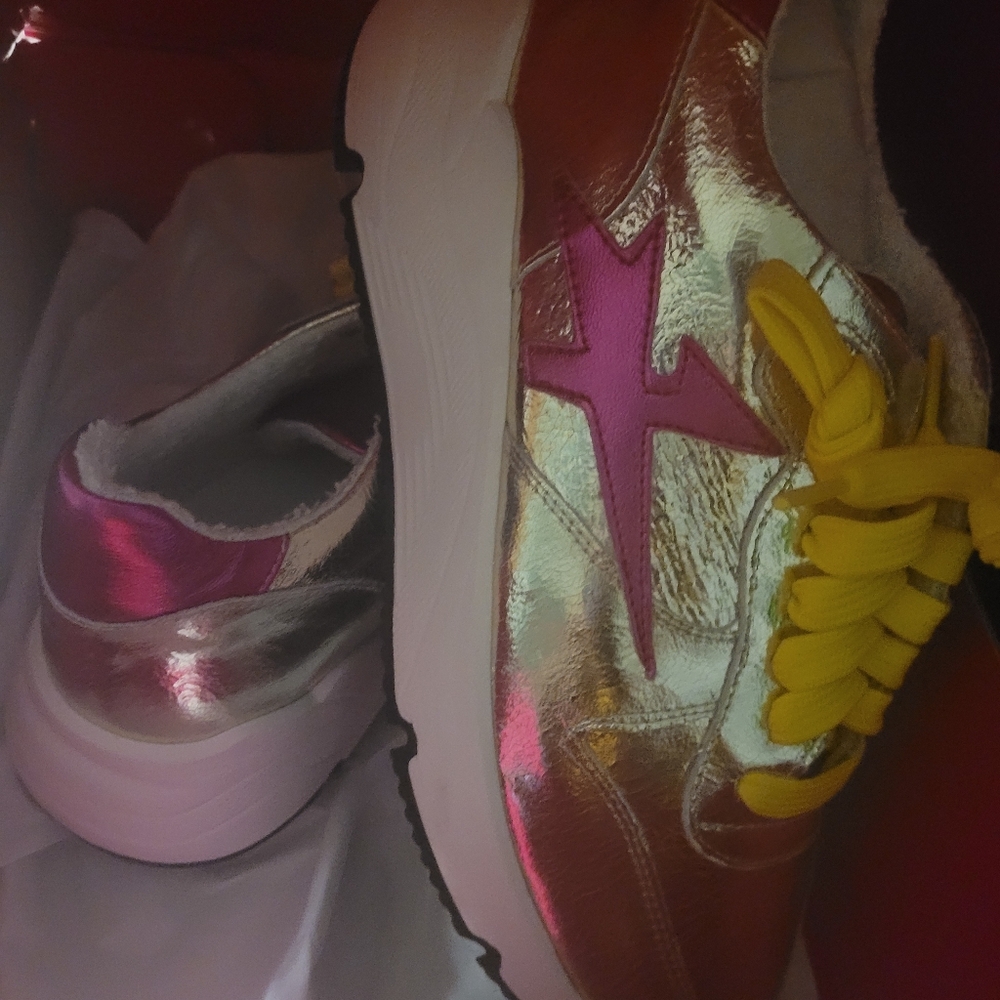 Cynthia Richard Sneakers - Picture 2 of 9